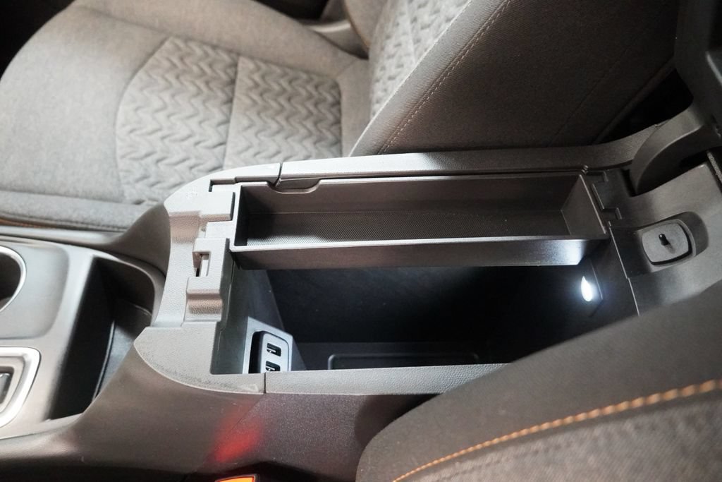 Used 2024 Chevrolet Equinox LT FWD image 25