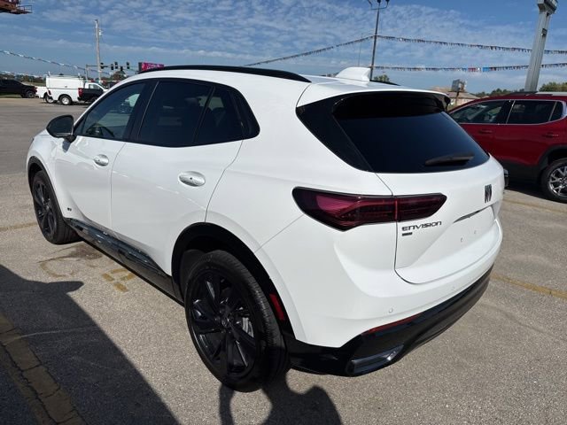 Used 2024 Buick Envision Sport Touring image 10