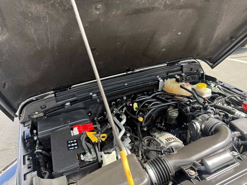 Used 2022 Jeep Wrangler Unlimited Sahara AWD/4WD image 60