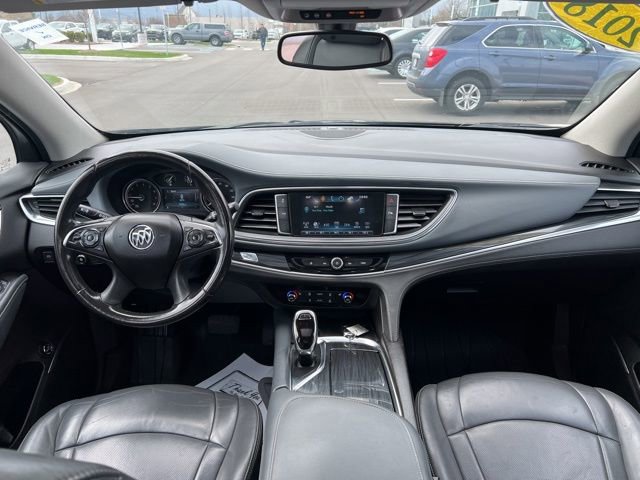 Used 2018 Buick Enclave Essence AWD/4WD image 22