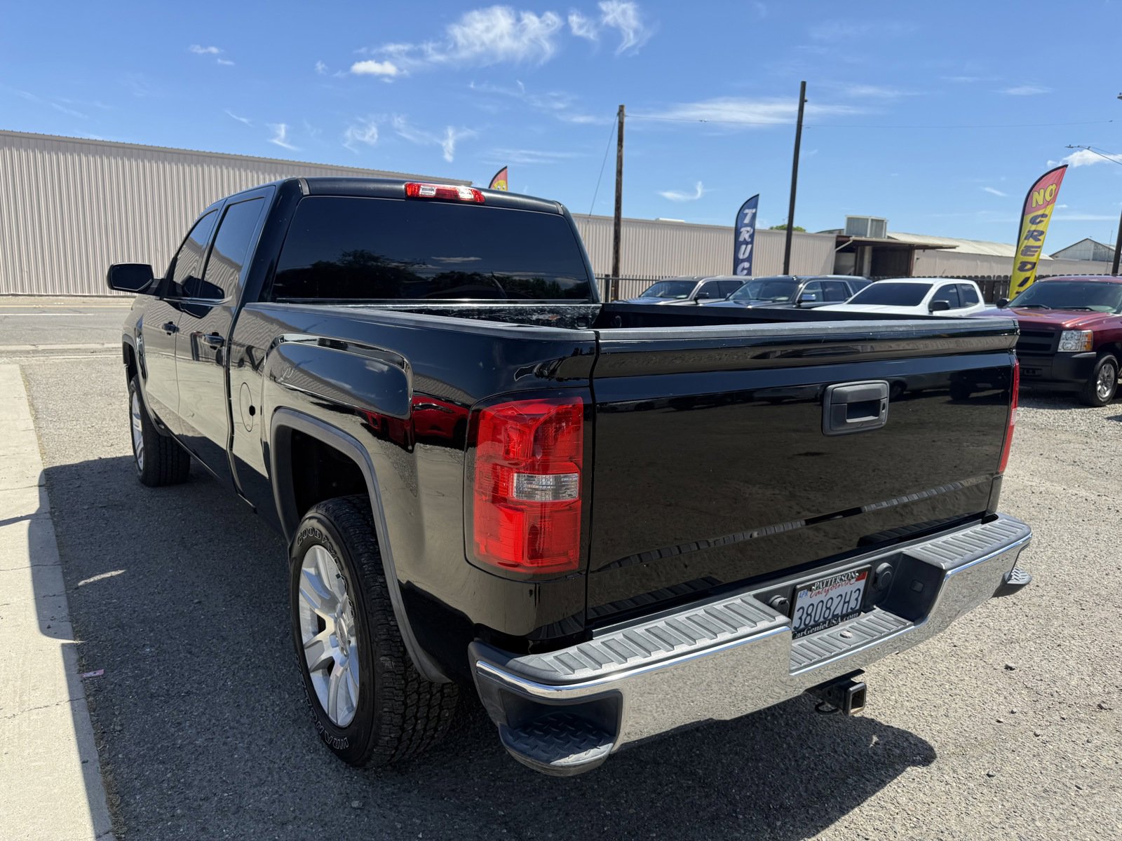 Used 2015 GMC Sierra 1500 SLE RWD image 4