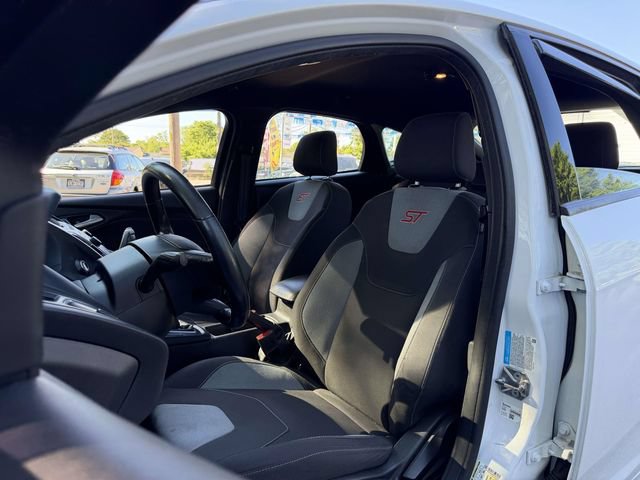 Used 2015 Ford Focus ST FWD image 20