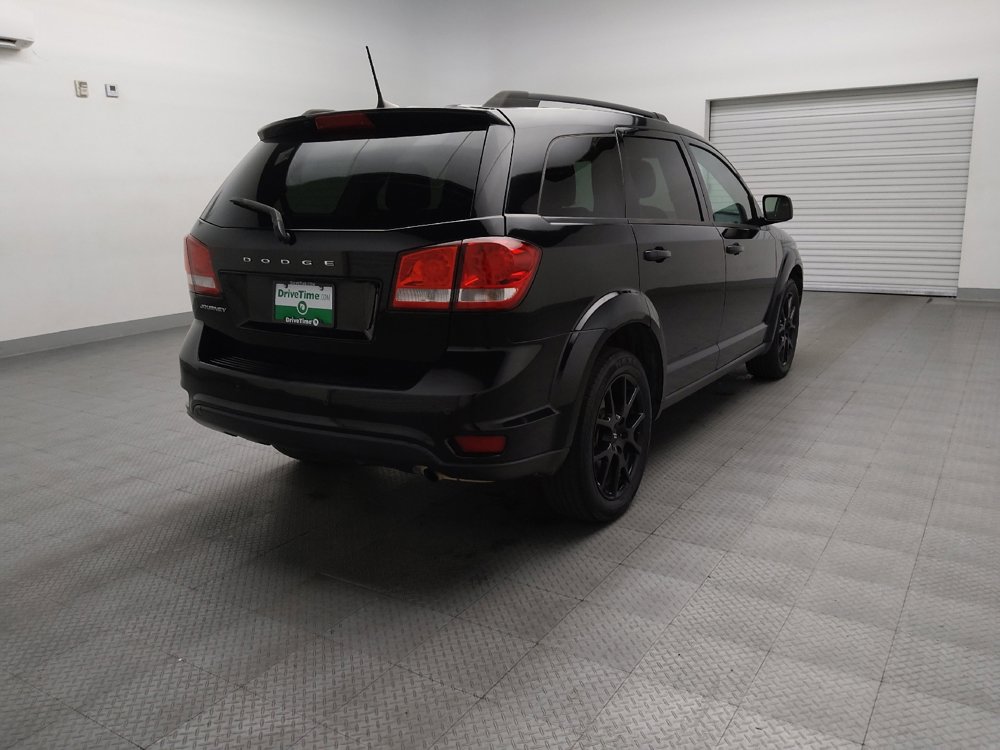 Used 2019 Dodge Journey SE FWD image 9