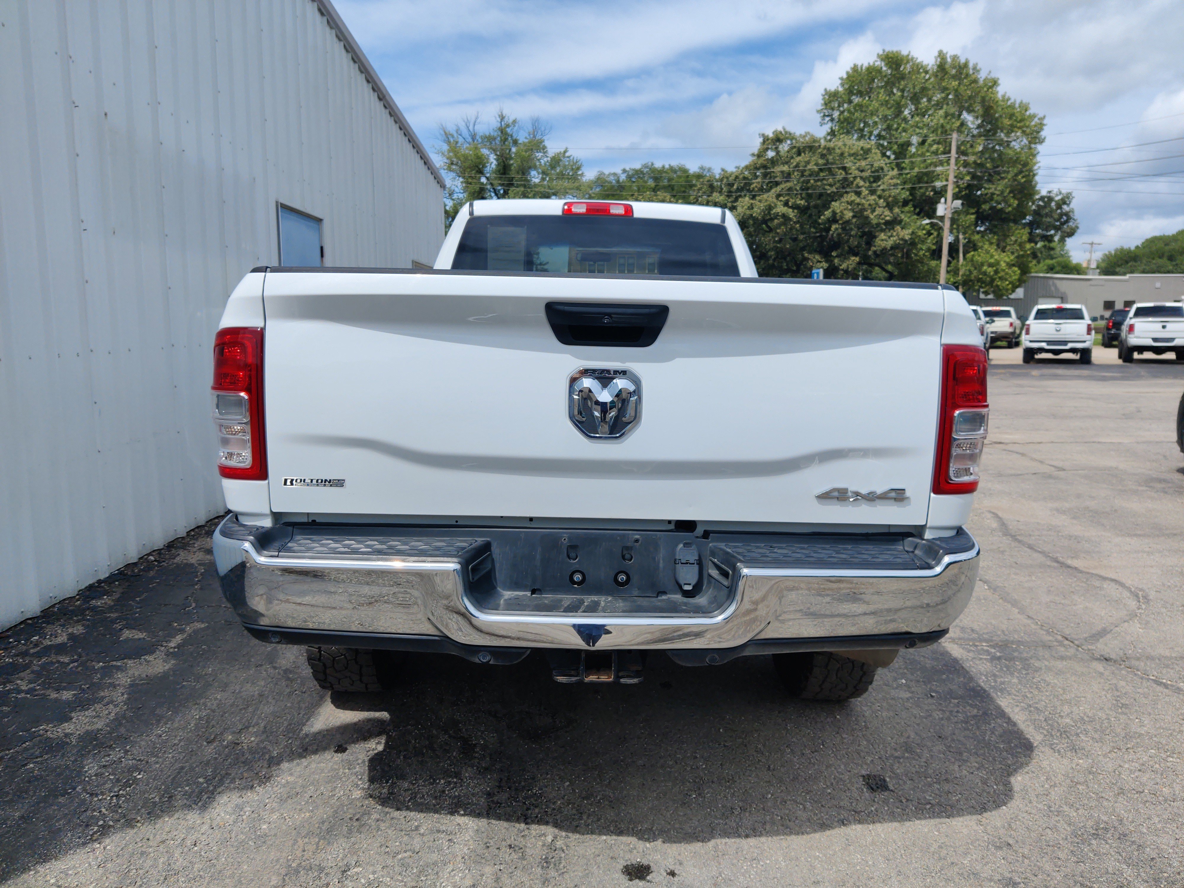Used 2020 RAM 3500 Tradesman w/ Chrome Appearance Group image 13