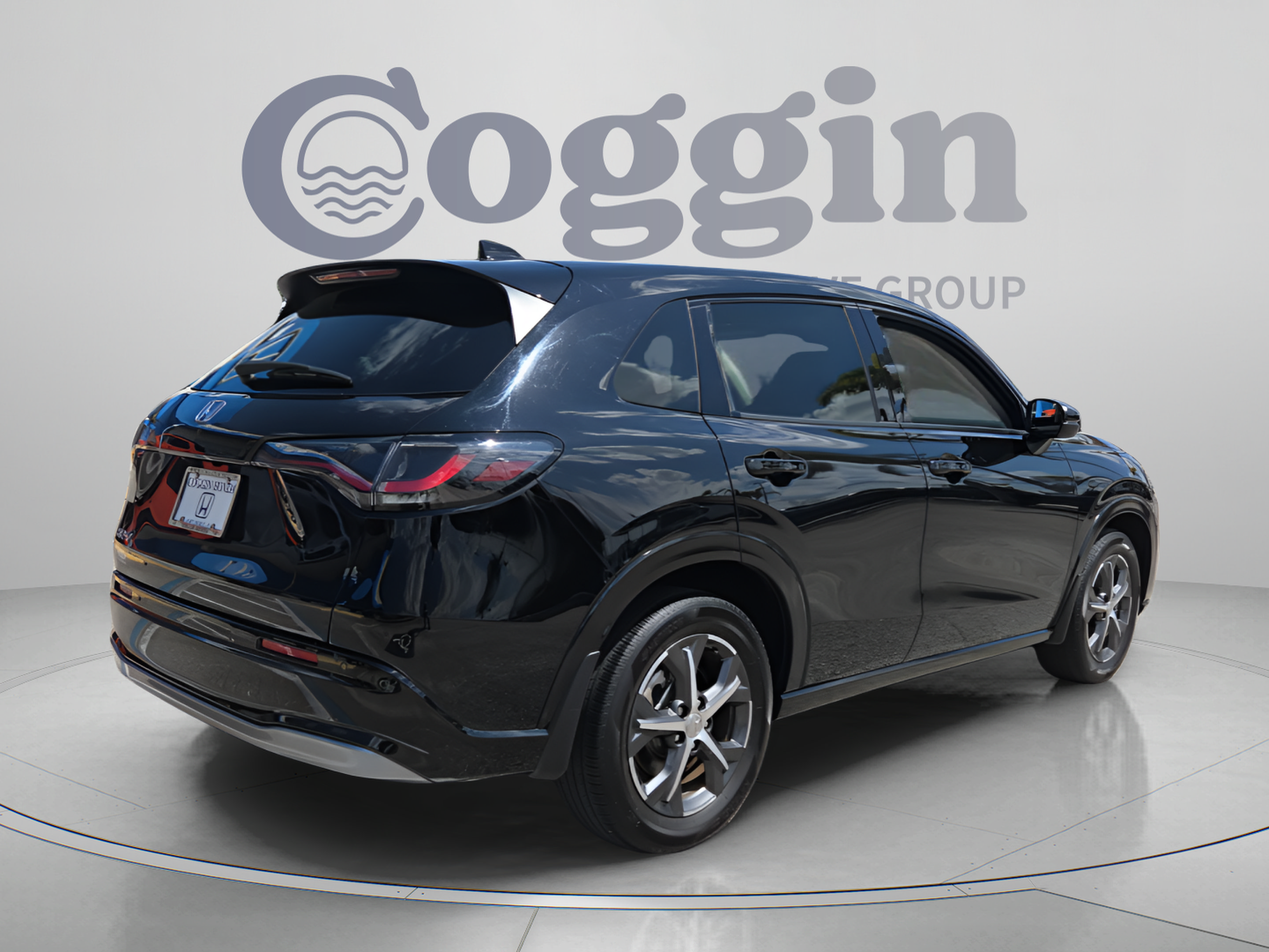 Certified 2025 Honda HR-V EX-L image 5