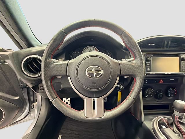 Used 2015 Scion FR-S RWD image 9