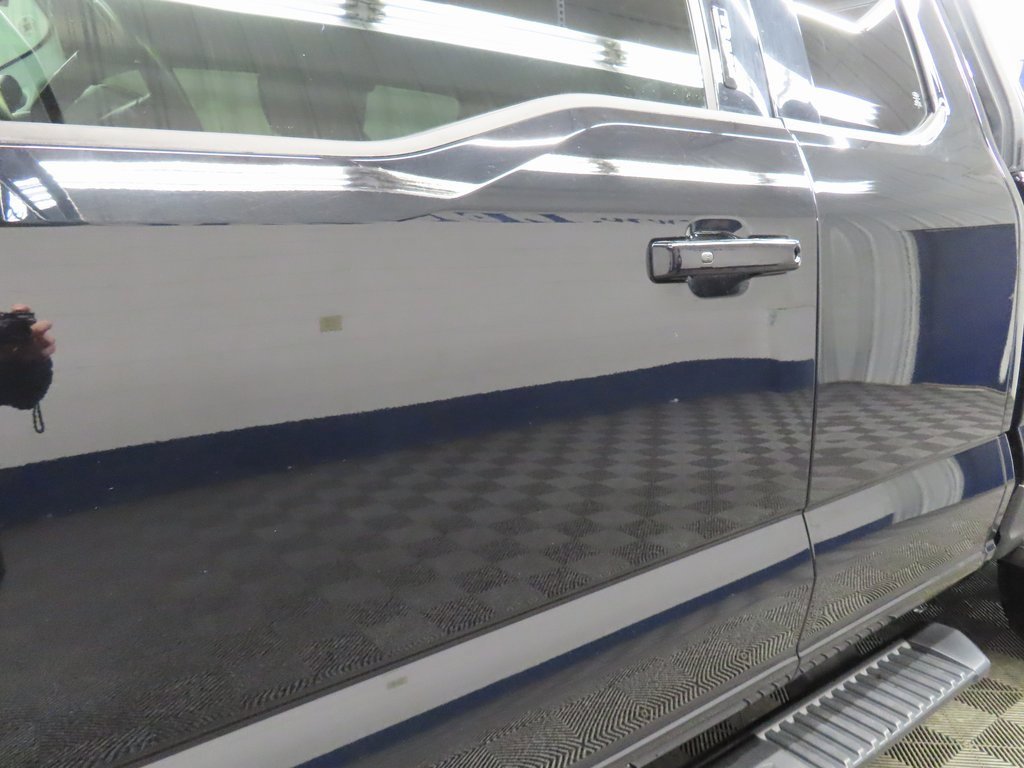 Used 2024 Ford F350 Lariat w/ Sport Appearance Package image 38