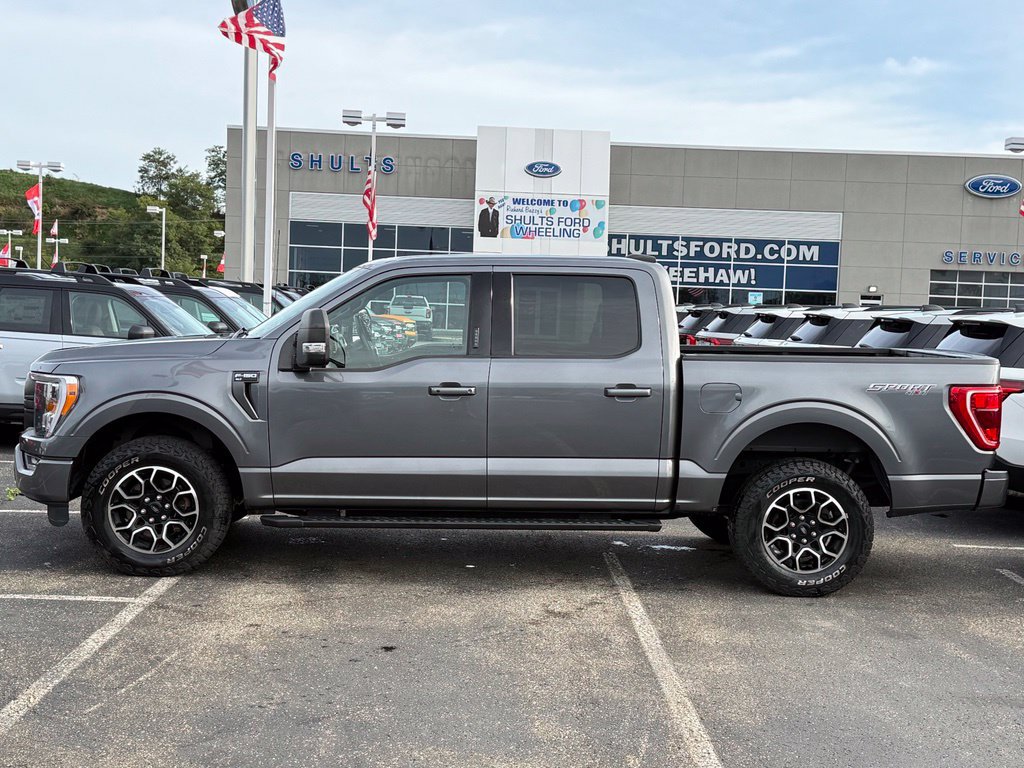 Used 2022 Ford F150 XLT w/ Equipment Group 302A High AWD/4WD image 2