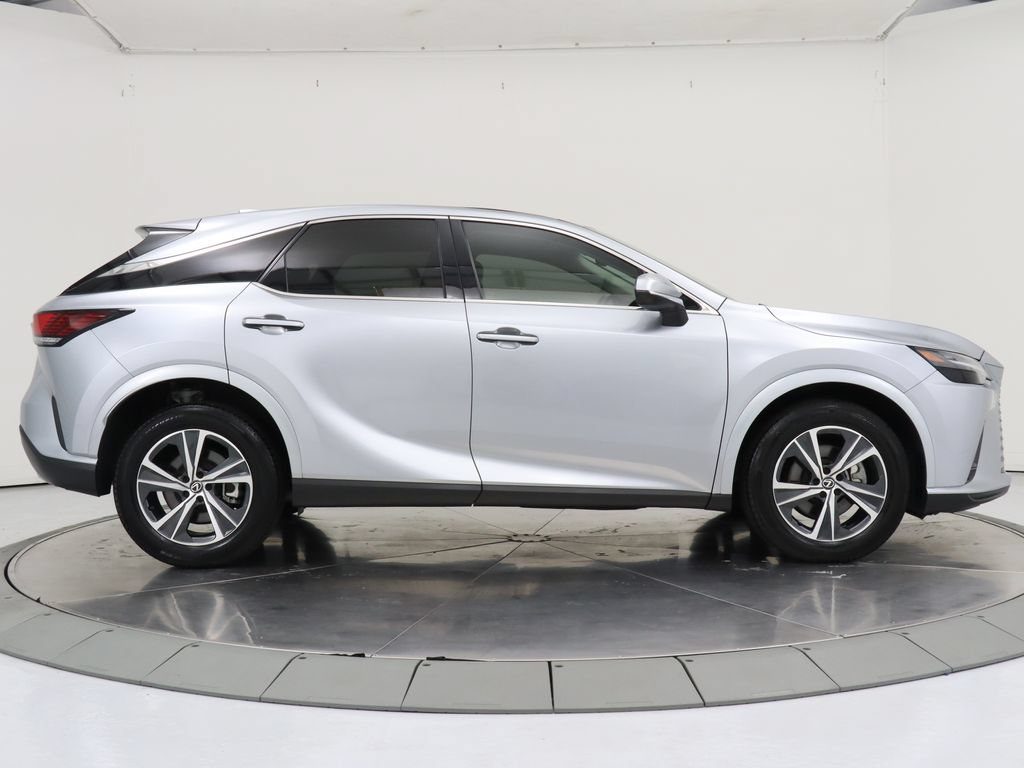 Used 2024 Lexus RX 350 FWD w/ Technology Package image 6