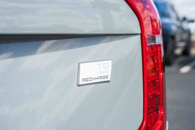 Used 2024 Volvo XC90 T8 Plus w/ Protection Package Premier image 9