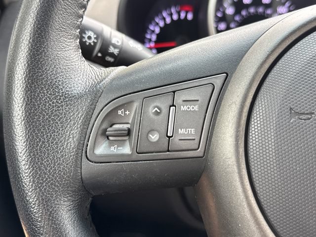 Used 2012 Kia Soul + FWD image 27