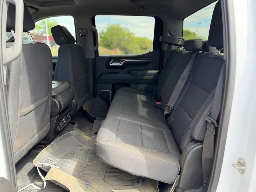 Used 2023 GMC Sierra 1500 SLE AWD/4WD image 3
