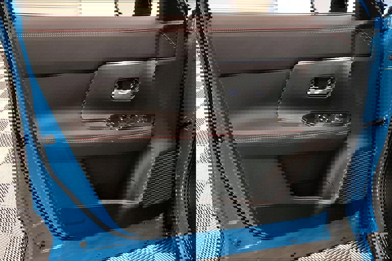 New 2025 Nissan Kicks SR w/ SR Premium Package image 88