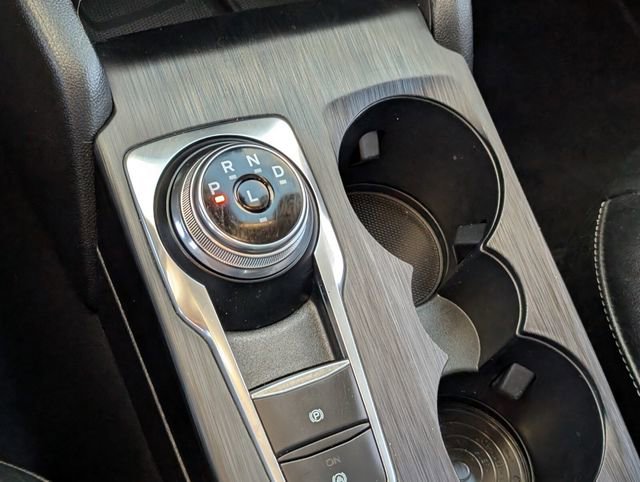 Used 2020 Ford Escape SE Sport image 22