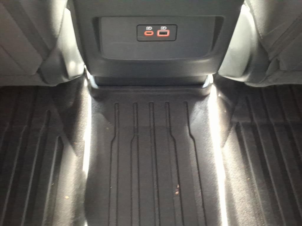 Used 2023 Nissan Frontier SV w/ Tow Package image 13