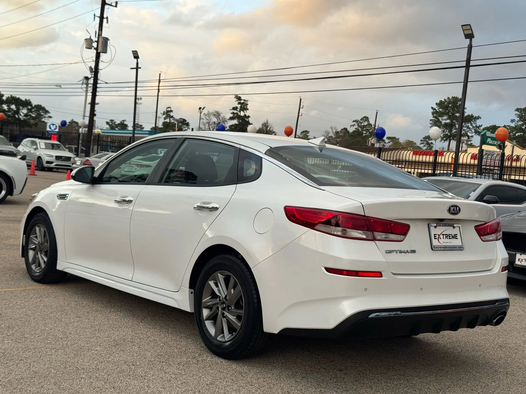 Used 2019 Kia Optima LX image 8
