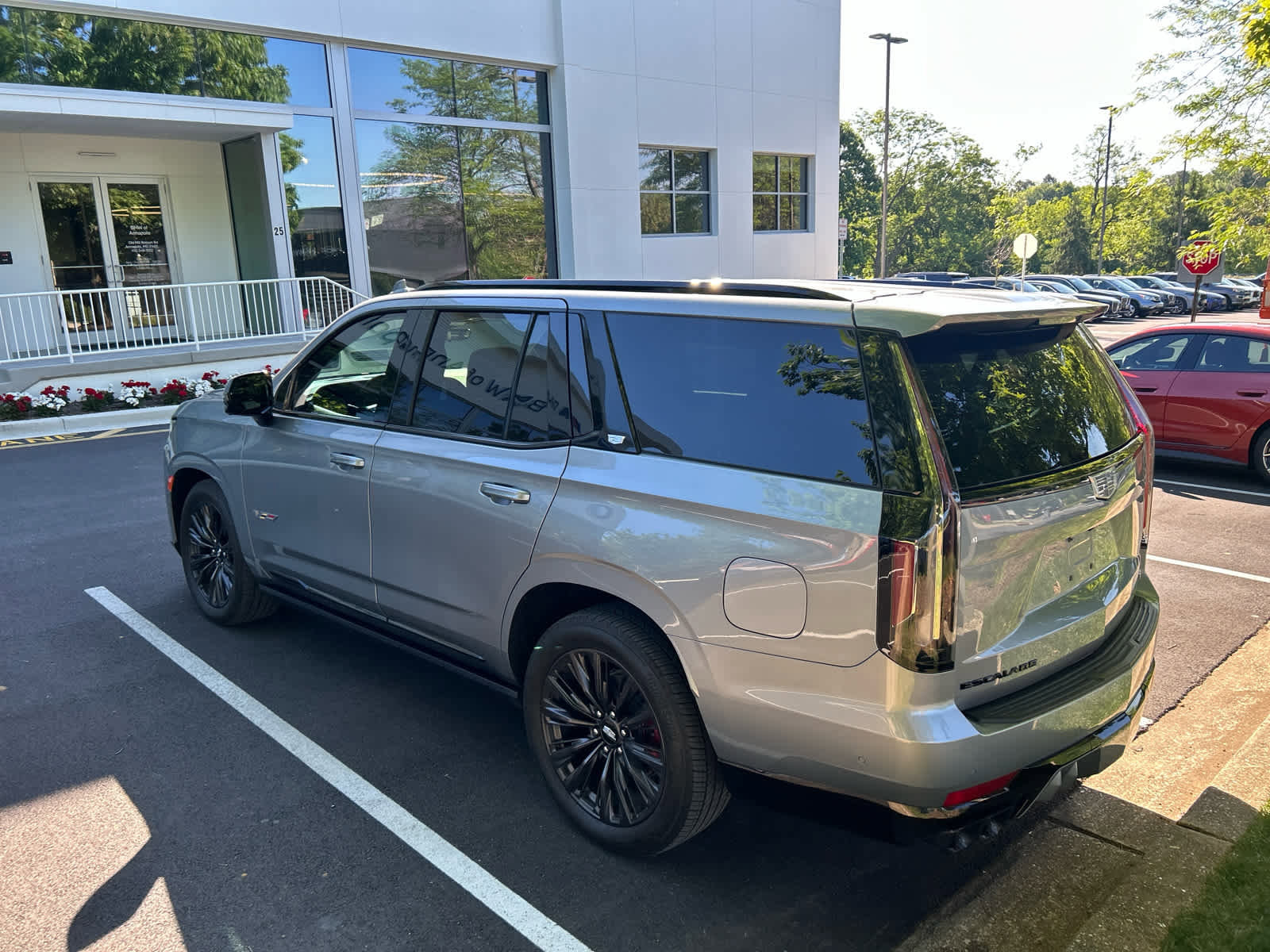Used 2024 Cadillac Escalade V w/ LPO, ONYX Package AWD/4WD image 12