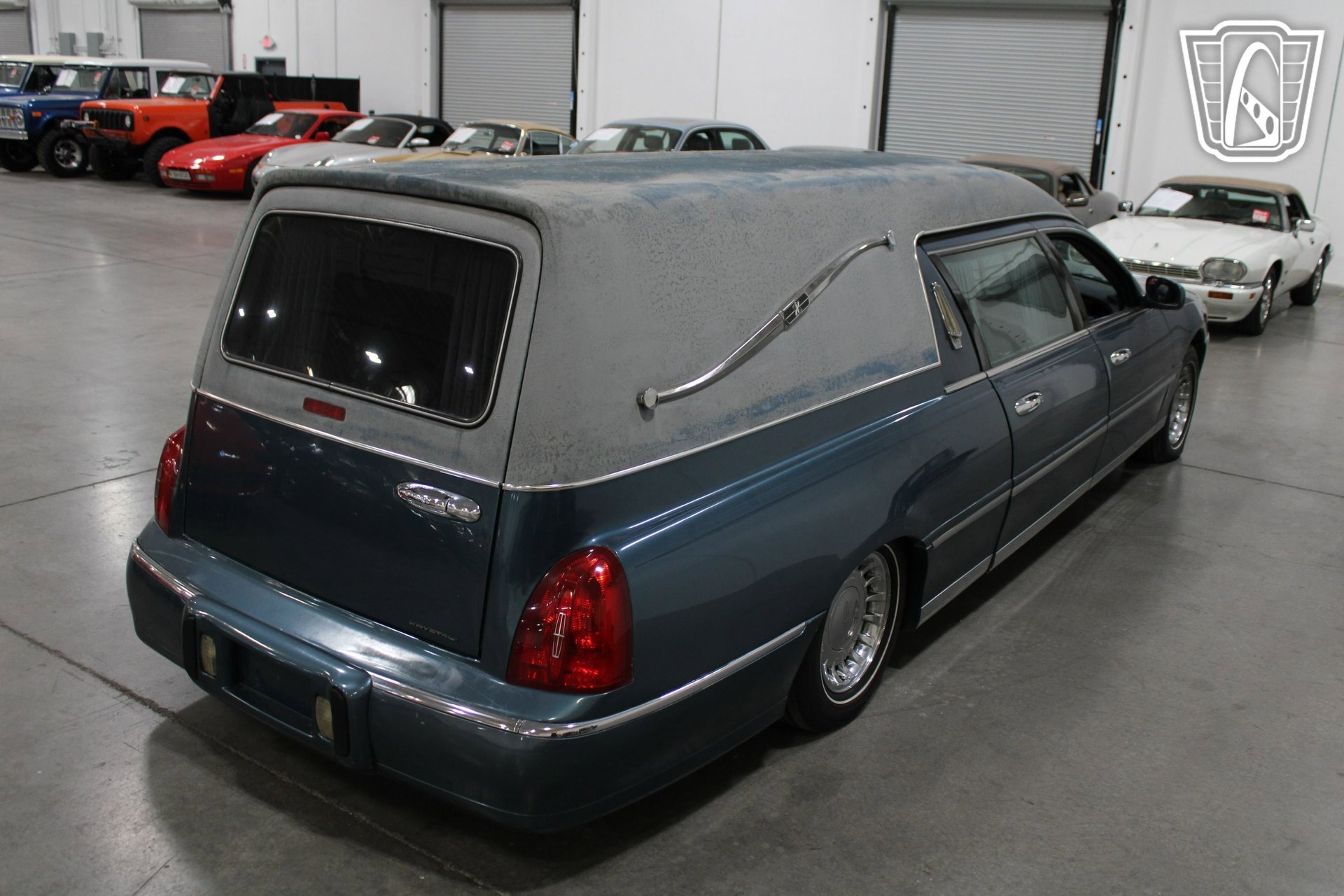 Used 2001 Lincoln Town Car Executive RWD image 10