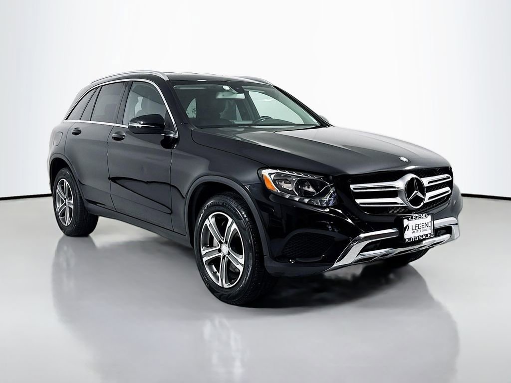 Used 2016 Mercedes-Benz GLC 300 4MATIC image 3