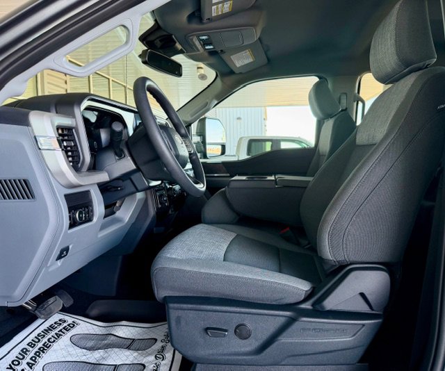 New 2026 Ford F250 XLT image 6