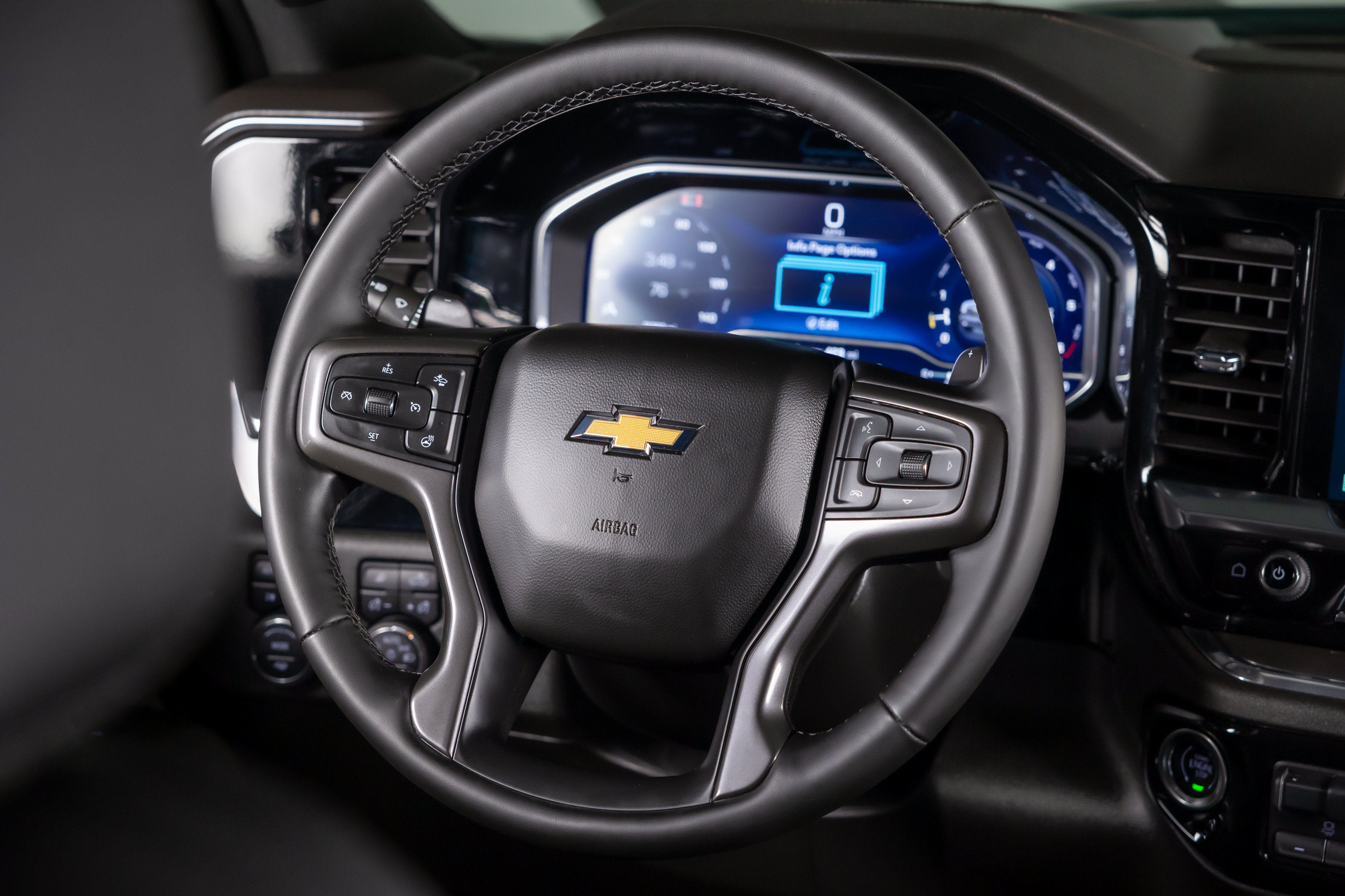 Used 2024 Chevrolet Silverado 1500 High Country w/ Z71 Off-Road Package AWD/4WD image 33