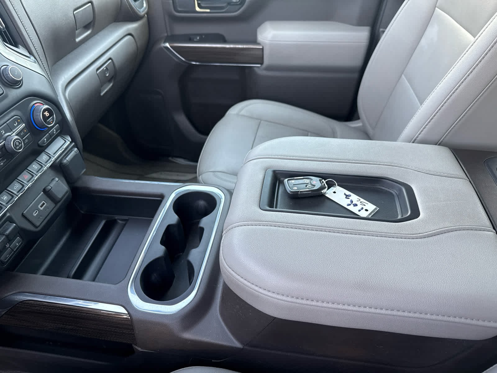 Used 2022 Chevrolet Silverado 2500 LT w/ Convenience Package AWD/4WD image 18