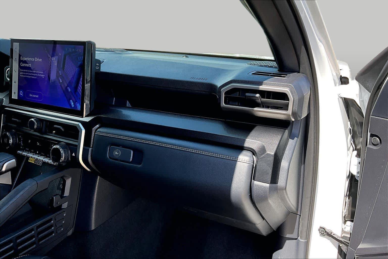 Used 2026 Toyota 4Runner Limited AWD/4WD image 19