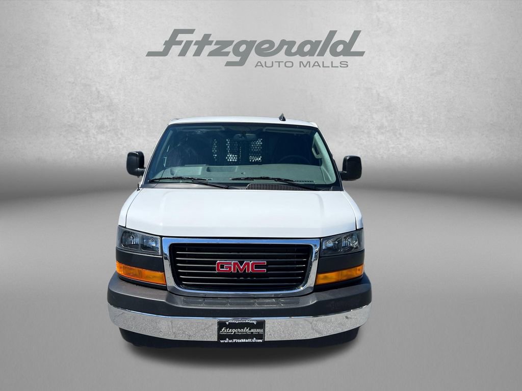 Used 2025 GMC Savana 2500 w/ Driver Convenience Package RWD image 5