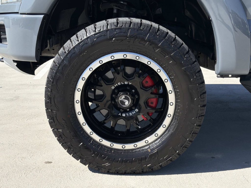 Used 2019 Ford F150 Lariat w/ Equipment Group 502A Luxury AWD/4WD image 11