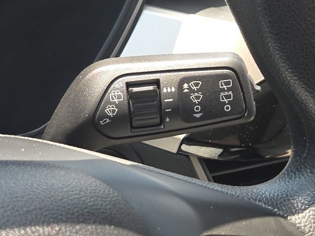 Used 2020 Ford Escape SE FWD image 41