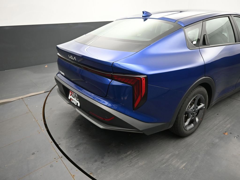 Used 2025 Kia K4 LXS FWD image 15