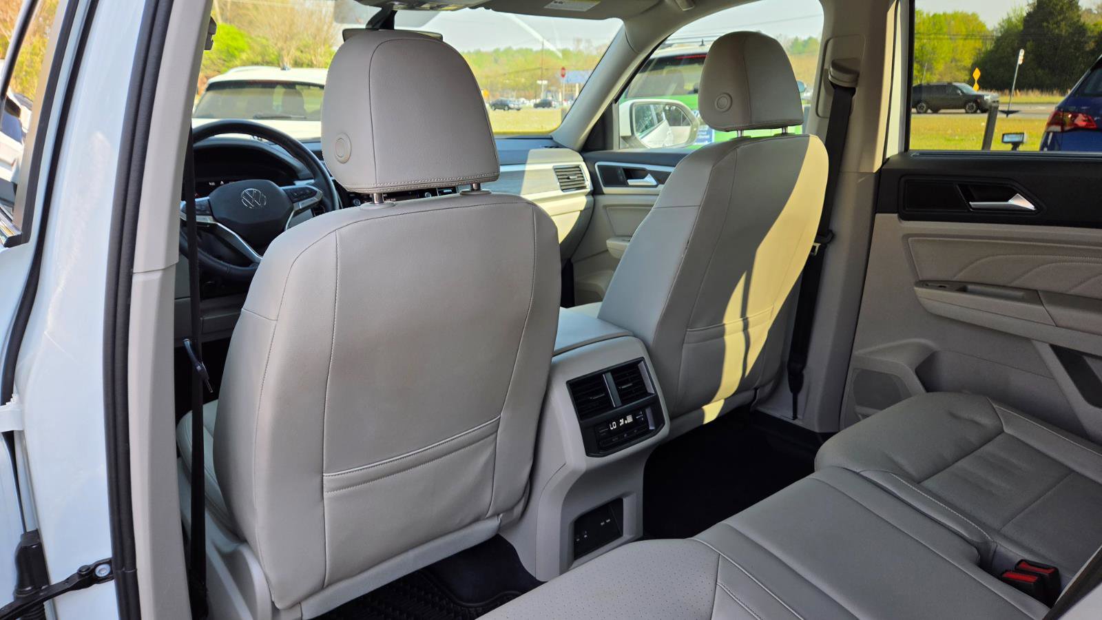 Certified 2022 Volkswagen Atlas SE image 20