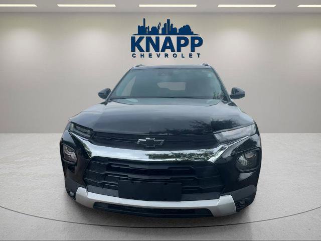 Used 2023 Chevrolet TrailBlazer LT w/ Convenience Package AWD/4WD image 2