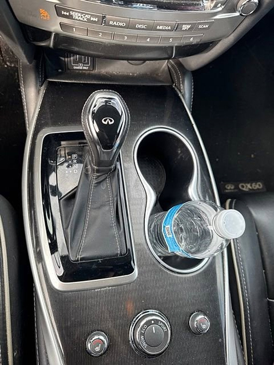 Used 2019 INFINITI QX60 Pure AWD/4WD image 15
