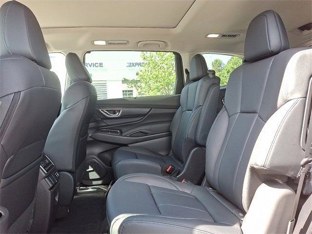 New 2025 Subaru Ascent Limited image 5