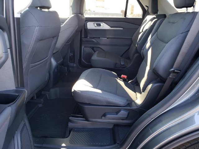 New 2026 Ford Explorer Active RWD image 25