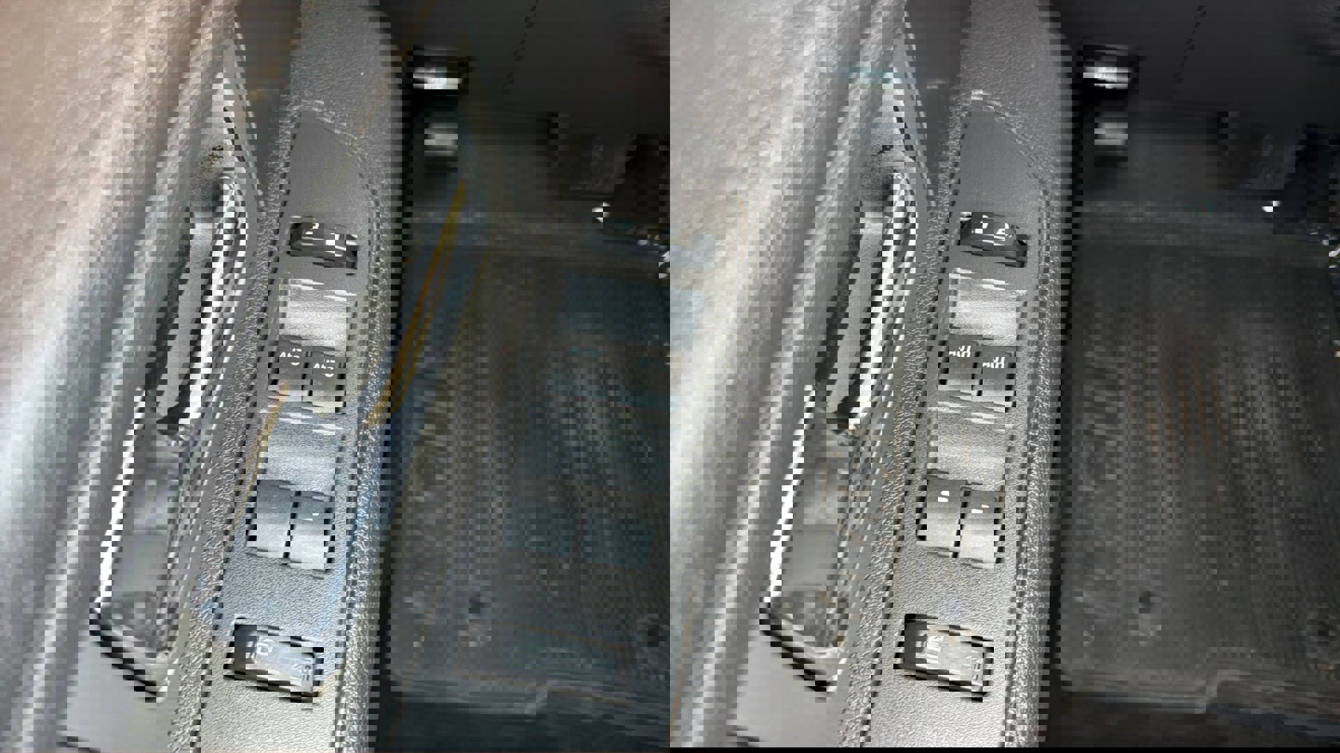 Used 2012 Ford F150 Raptor w/ Raptor Luxury Pkg image 18