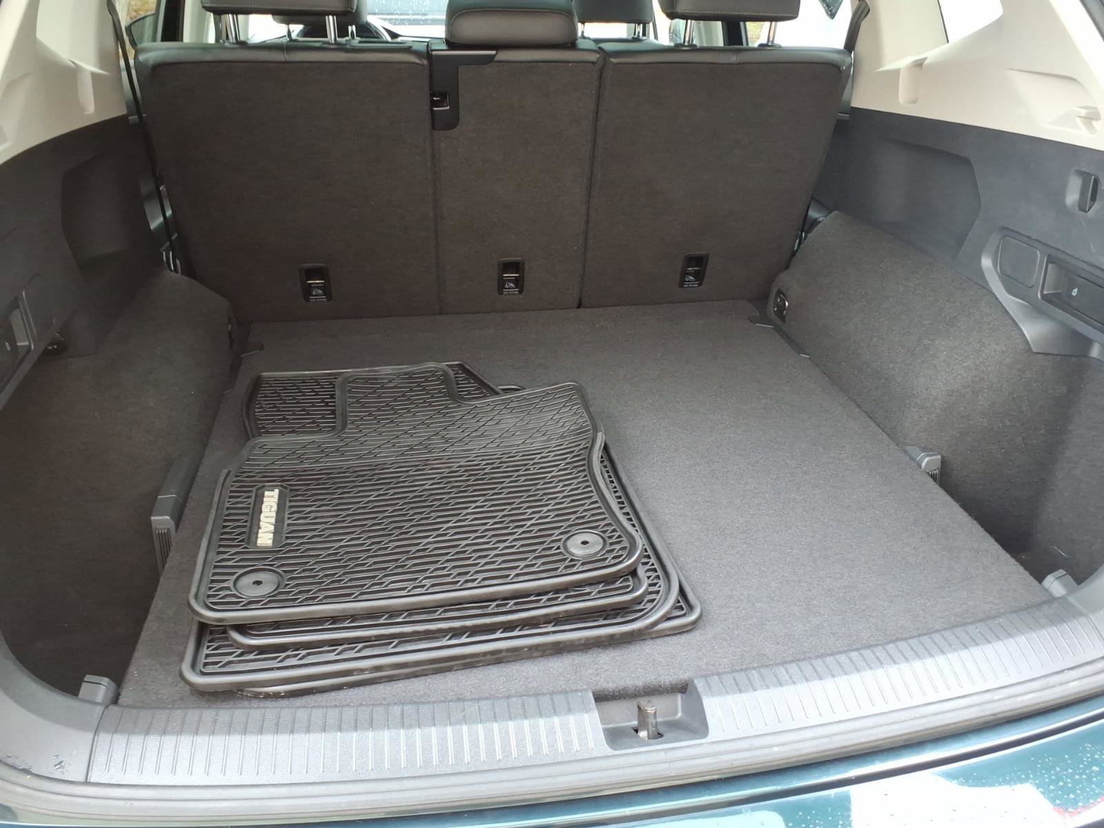 Used 2018 Volkswagen Tiguan SEL image 5