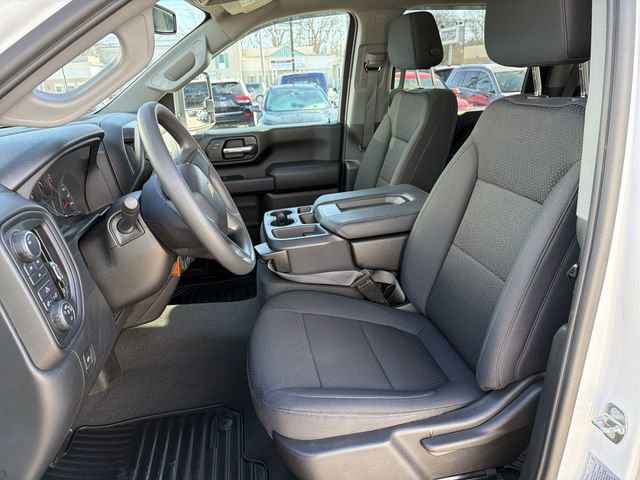 Used 2023 Chevrolet Silverado 2500 Custom w/ Custom Value Package image 13