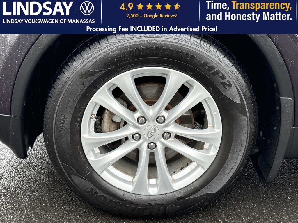 Used 2017 INFINITI QX70 AWD w/ Premium Package image 8