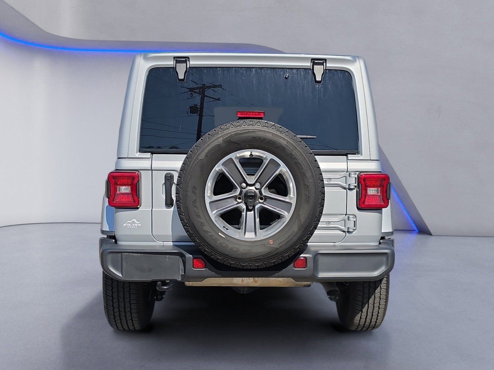 Used 2022 Jeep Wrangler Unlimited Sahara w/ LED Lighting Group image 4