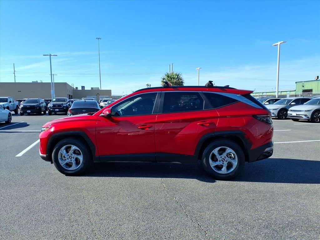 Used 2023 Hyundai Tucson SEL image 2