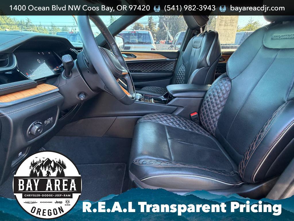 Used 2024 Jeep Grand Cherokee L Summit AWD/4WD image 13