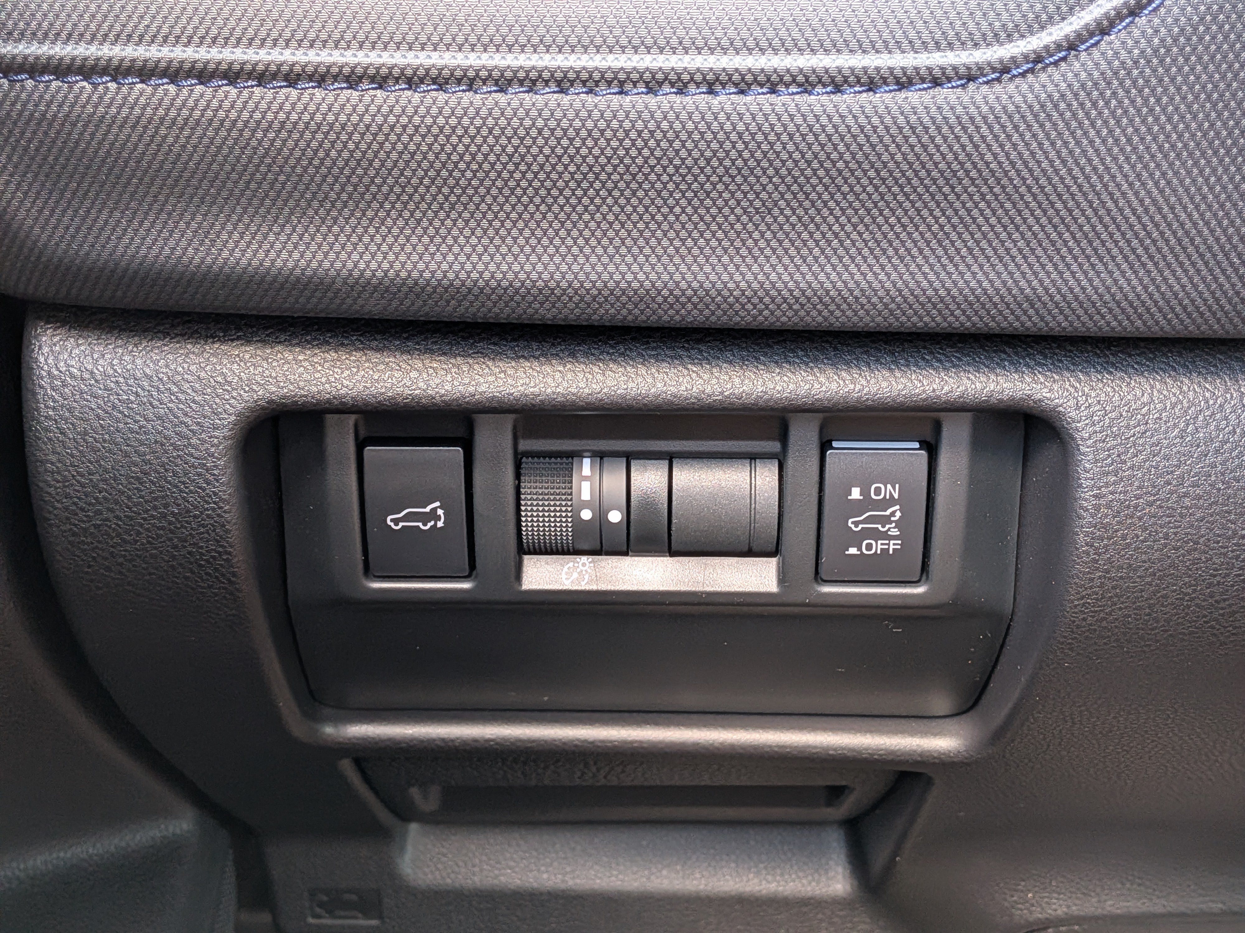 Used 2026 Subaru Forester Premium AWD/4WD image 25