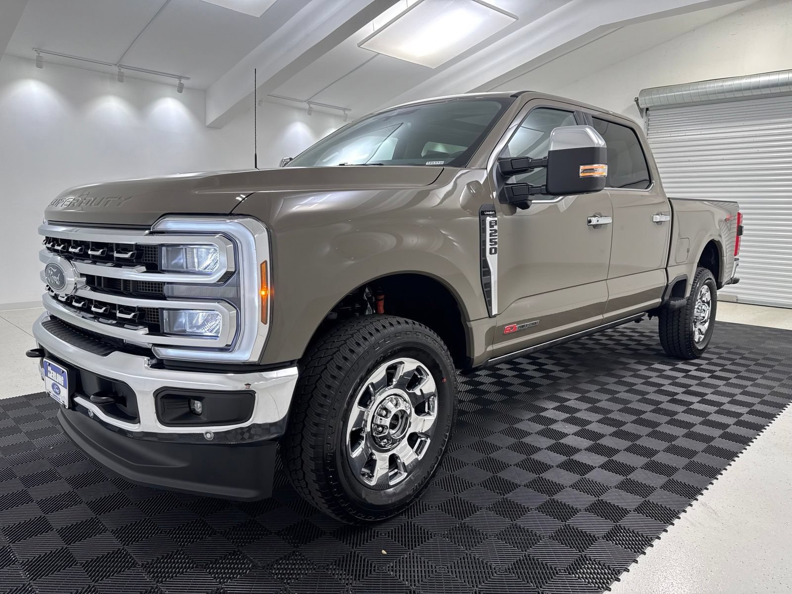 New 2026 Ford F250 Lariat w/ Lariat Ultimate Package AWD/4WD image 3