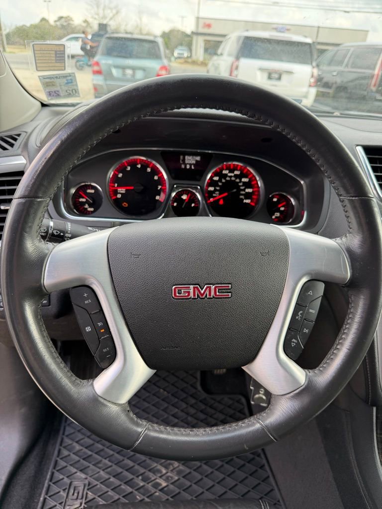 Used 2014 GMC Acadia SLT image 16