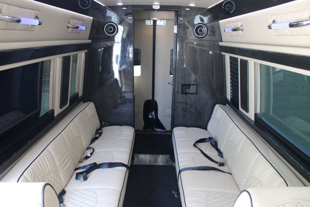 Used 2021 Mercedes-Benz Sprinter 3500 image 29