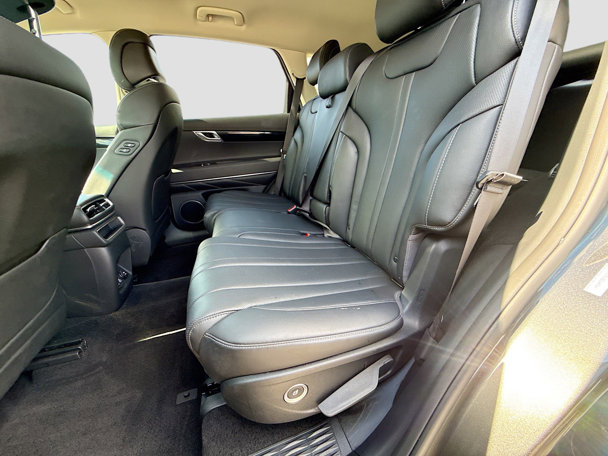 Used 2025 Genesis GV80 2.5T Standard AWD/4WD image 21