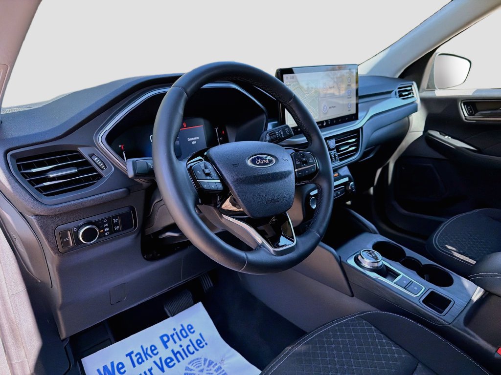Used 2024 Ford Escape Active w/ Tech Pack #1 AWD/4WD image 9