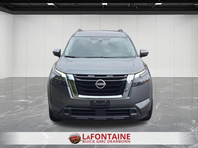 Used 2024 Nissan Pathfinder SV AWD/4WD image 8